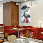 Roomers Berlin Steinplatz, Autograph Collection